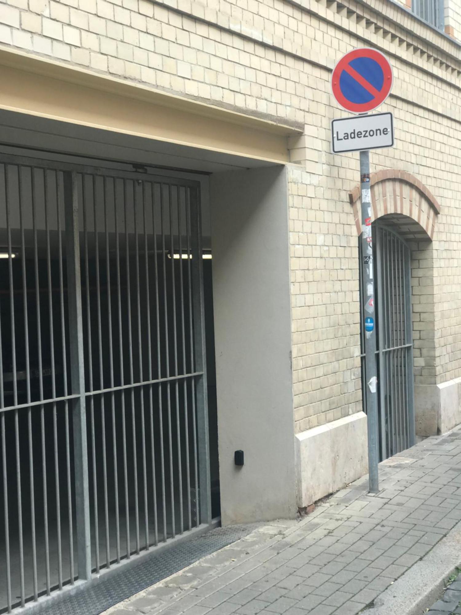 Moderne Galeriewohnung Mit Balkon Und Stellplatz Am Wenigemarkt Erfurt Zewnętrze zdjęcie